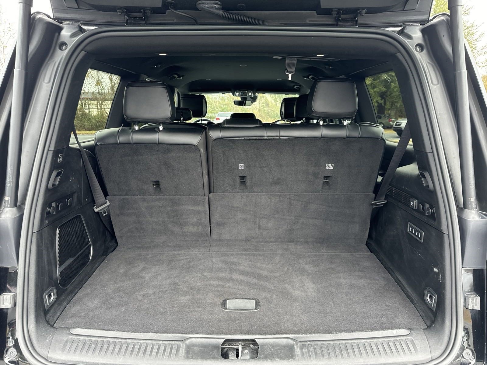 2022 Jeep Wagoneer Series III photo 35