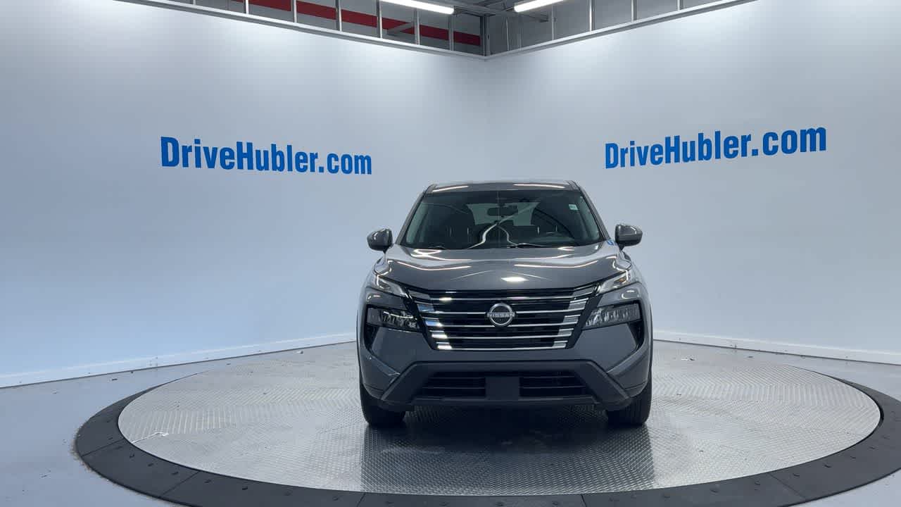 2024 Nissan Rogue SV photo 3