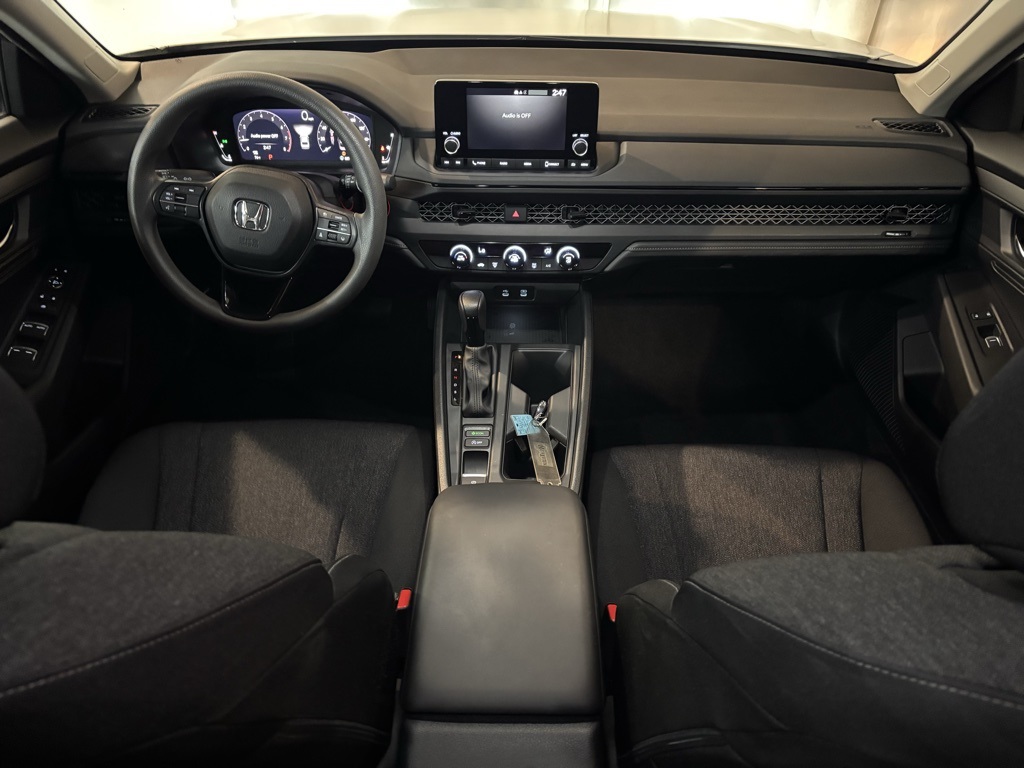 2023 Honda Accord LX photo 10