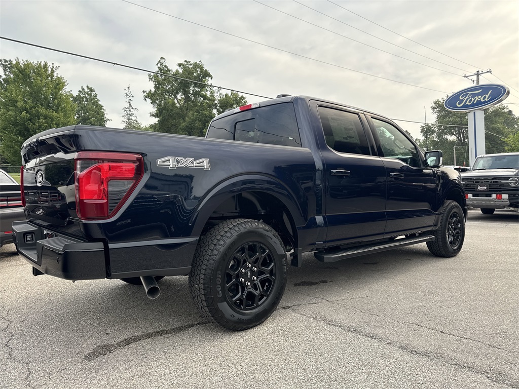 2025 Ford F-150 XLT photo 4