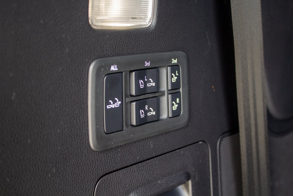 2024 Lexus LX 600 Luxury photo 24