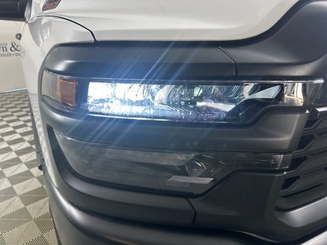 2025 Ram 3500 Tradesman photo 4