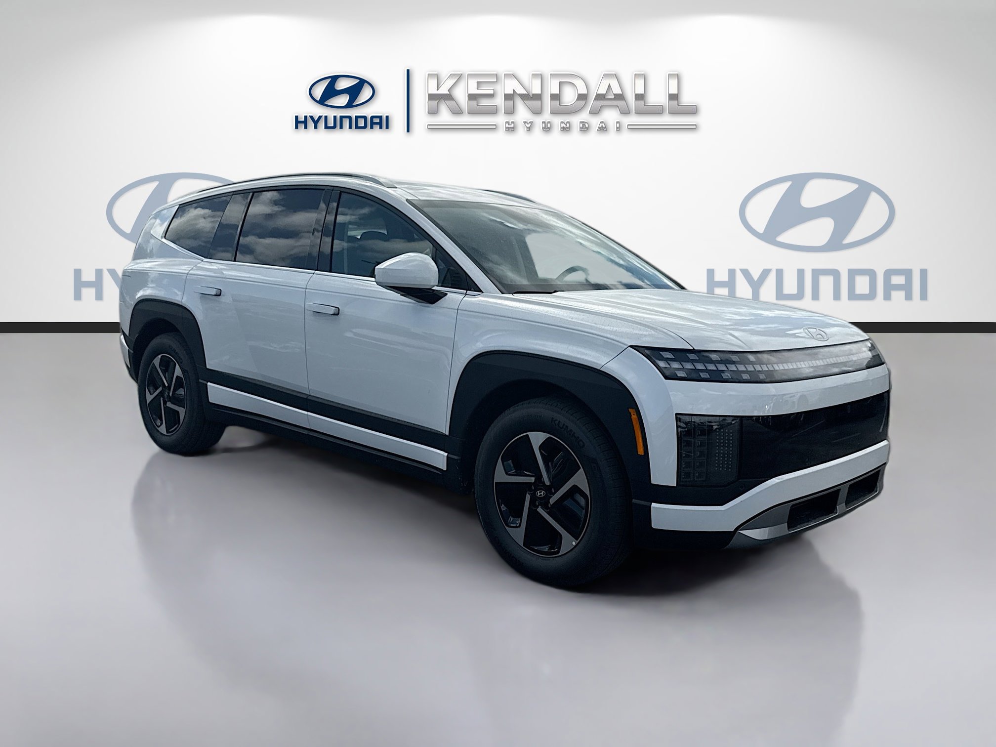 2026 Hyundai IONIQ 9 SE's photo