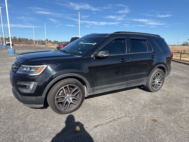 2016 Ford Explorer Sport's photo