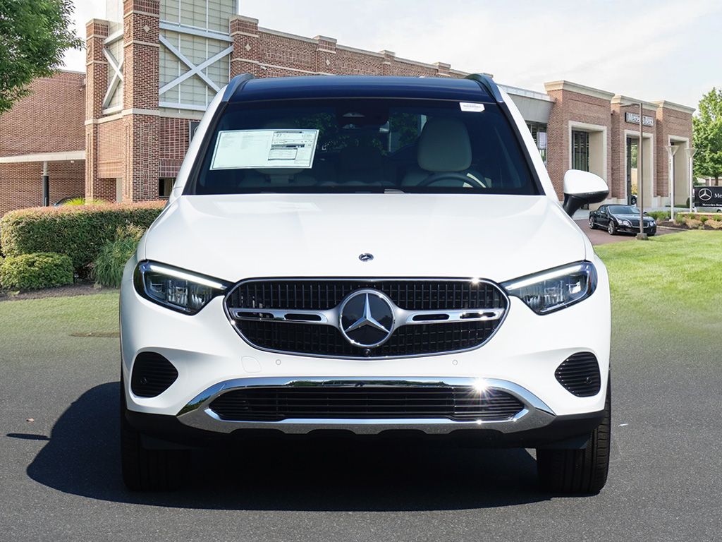 2026 Mercedes Benz GLC 300 4MATIC photo 2