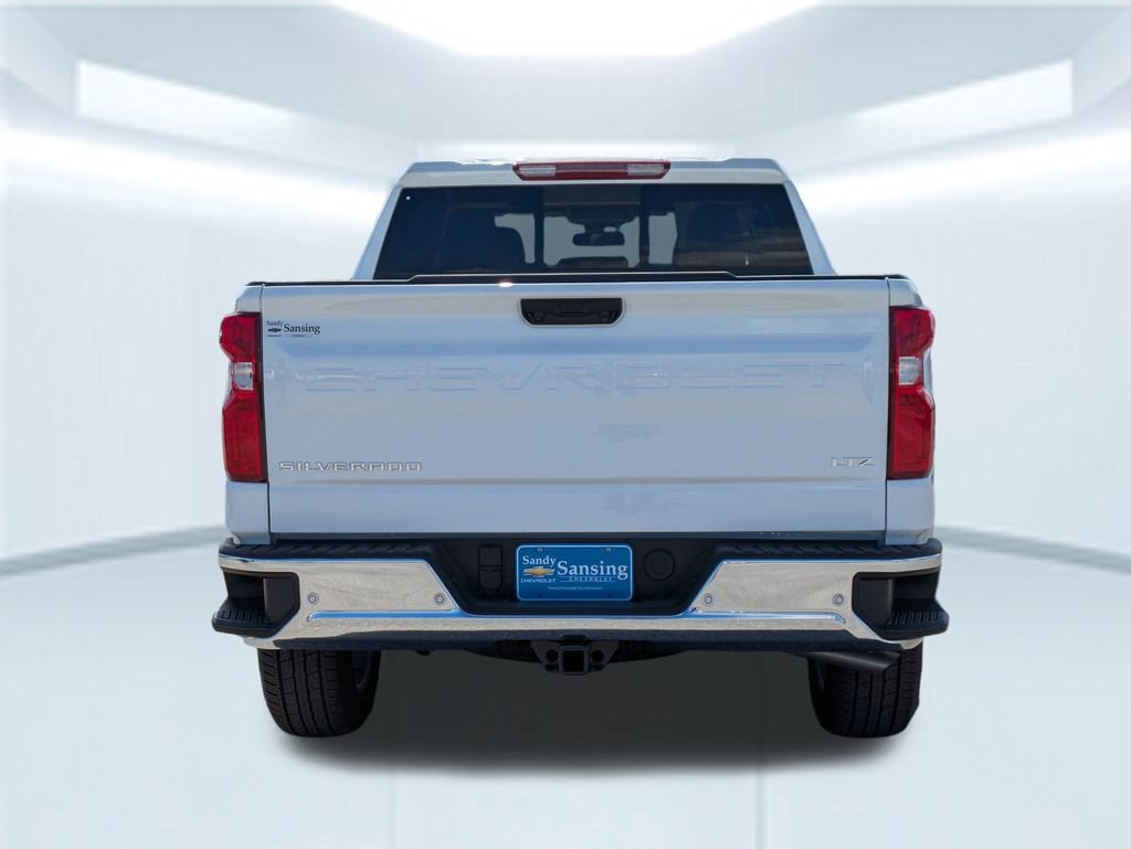 2025 Chevrolet Silverado 1500 LTZ photo 4