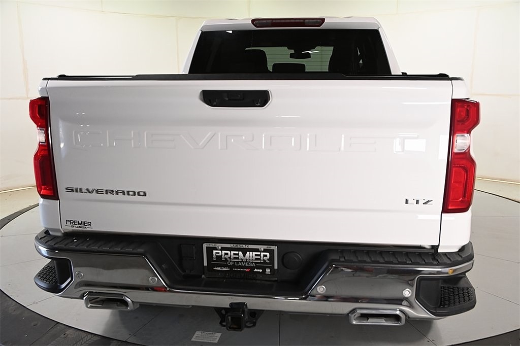 2024 Chevrolet Silverado 1500 LTZ photo 7