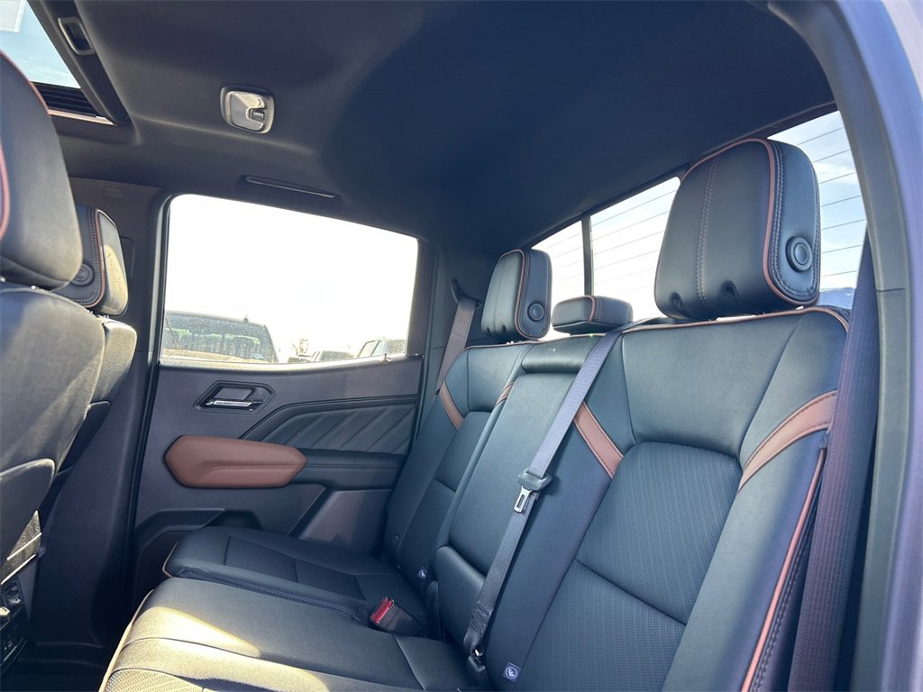 2026 GMC CANYON - Image 33