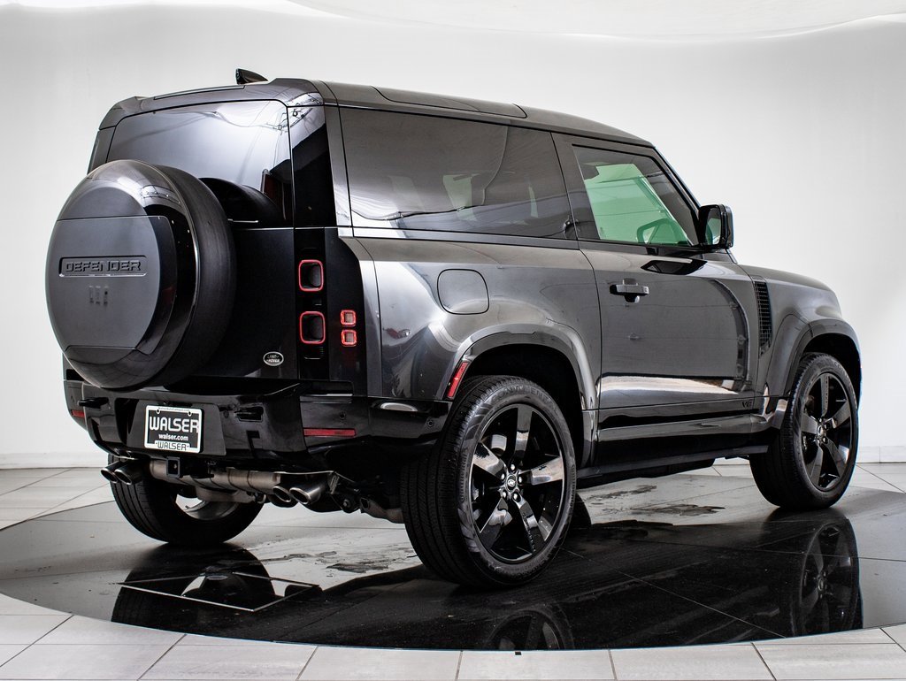 2023 Land Rover Defender 90 V8 photo 10