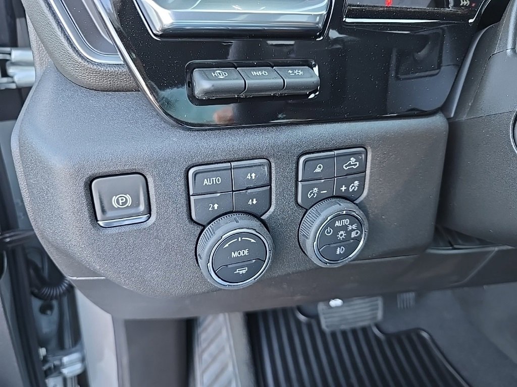 2025 Chevrolet Silverado 1500 LTZ photo 23