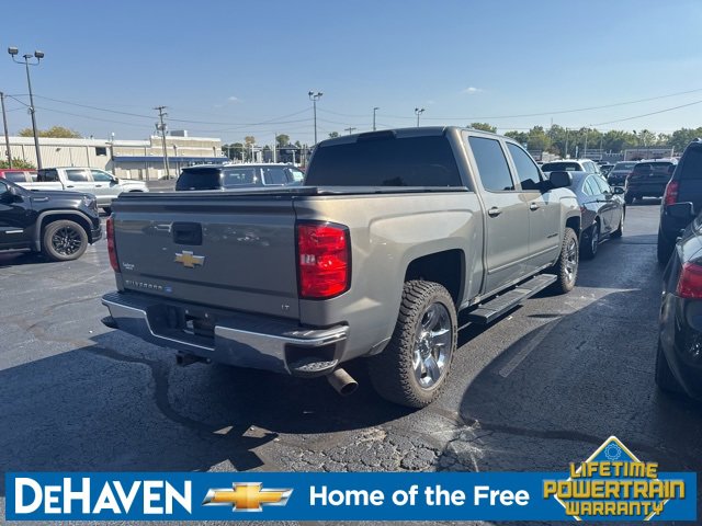 2017 Chevrolet Silverado 1500 LT photo 5