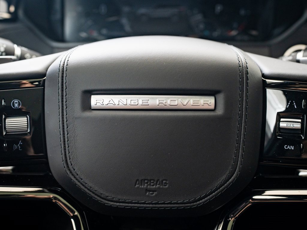 2026 Land Rover Range Rover Velar SE photo 24