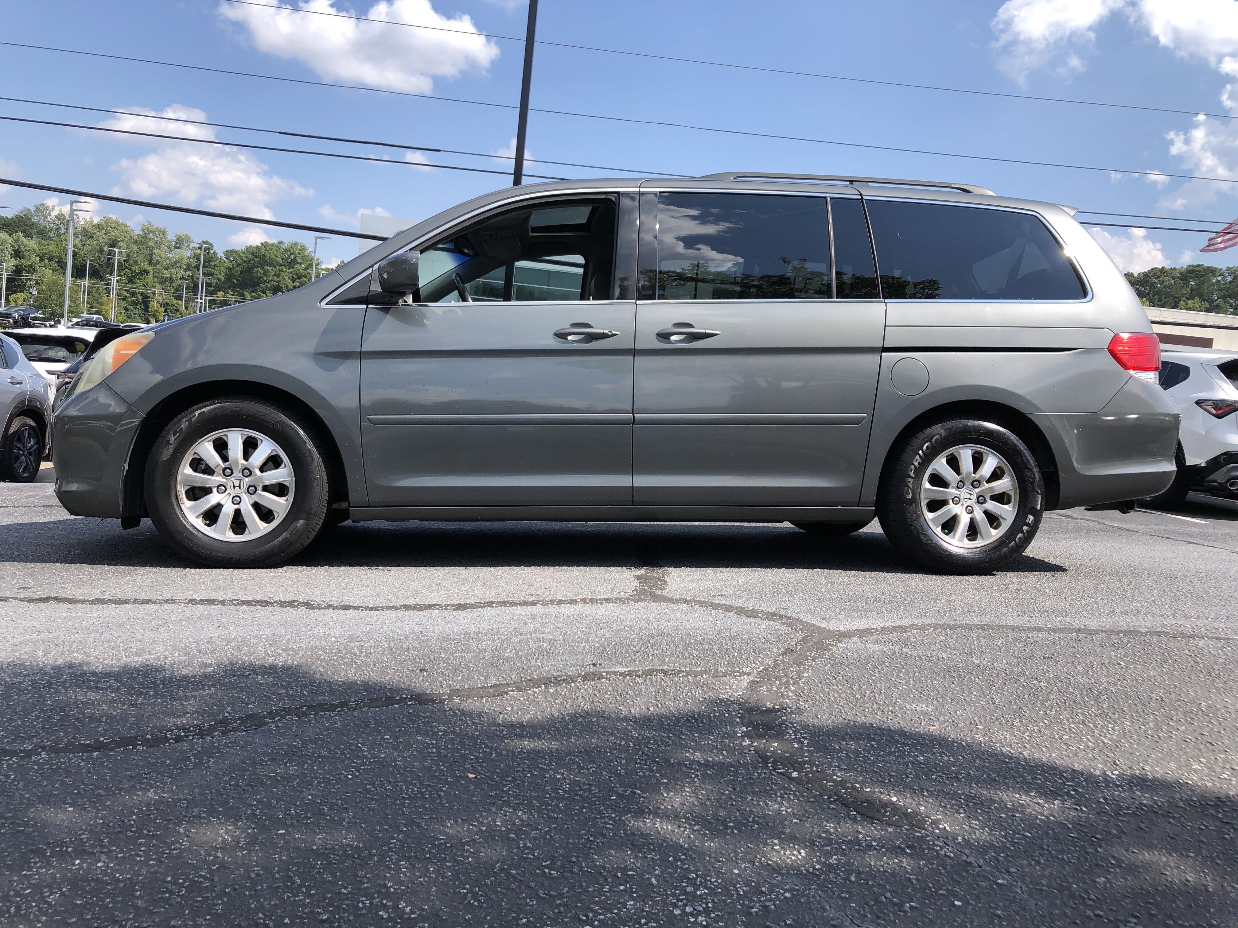 Used 2008 Honda Odyssey EX-L with VIN 5FNRL38758B032182 for sale in Chamblee, GA