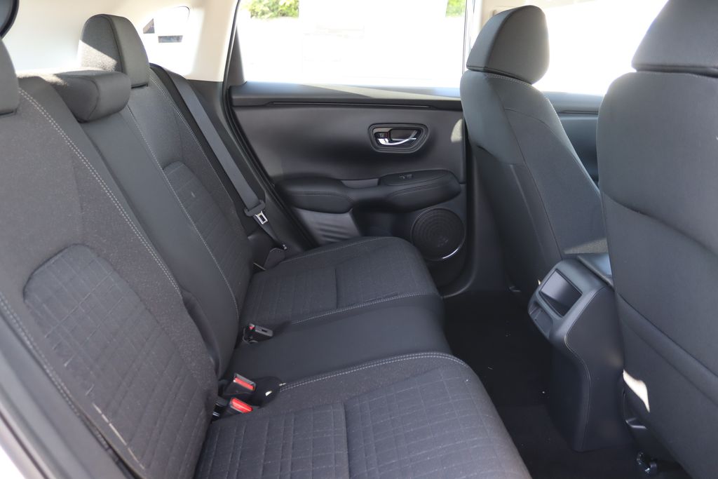 2025 Honda HR-V LX photo 14