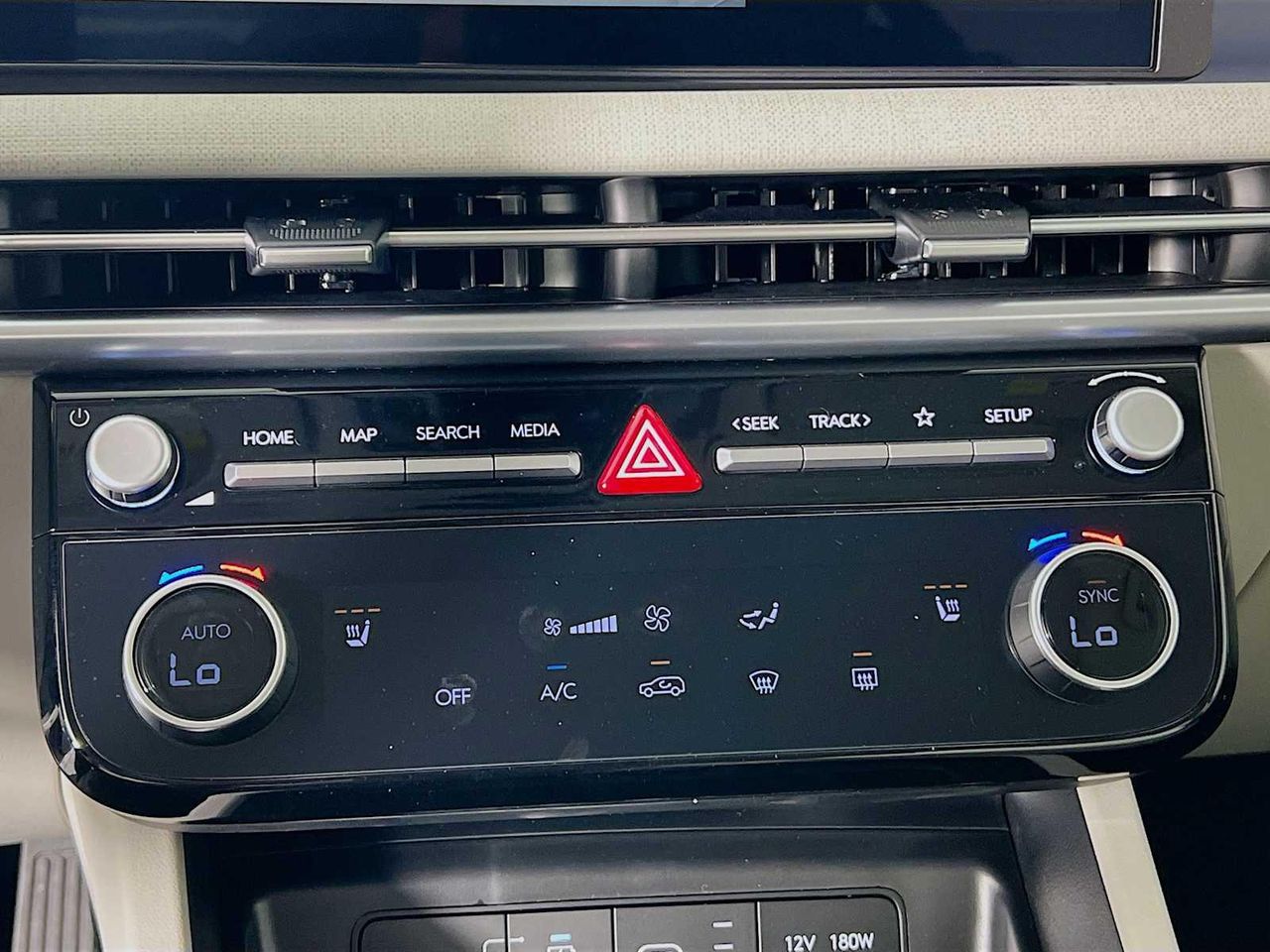 2025 Hyundai Tucson SEL Convenience photo 9