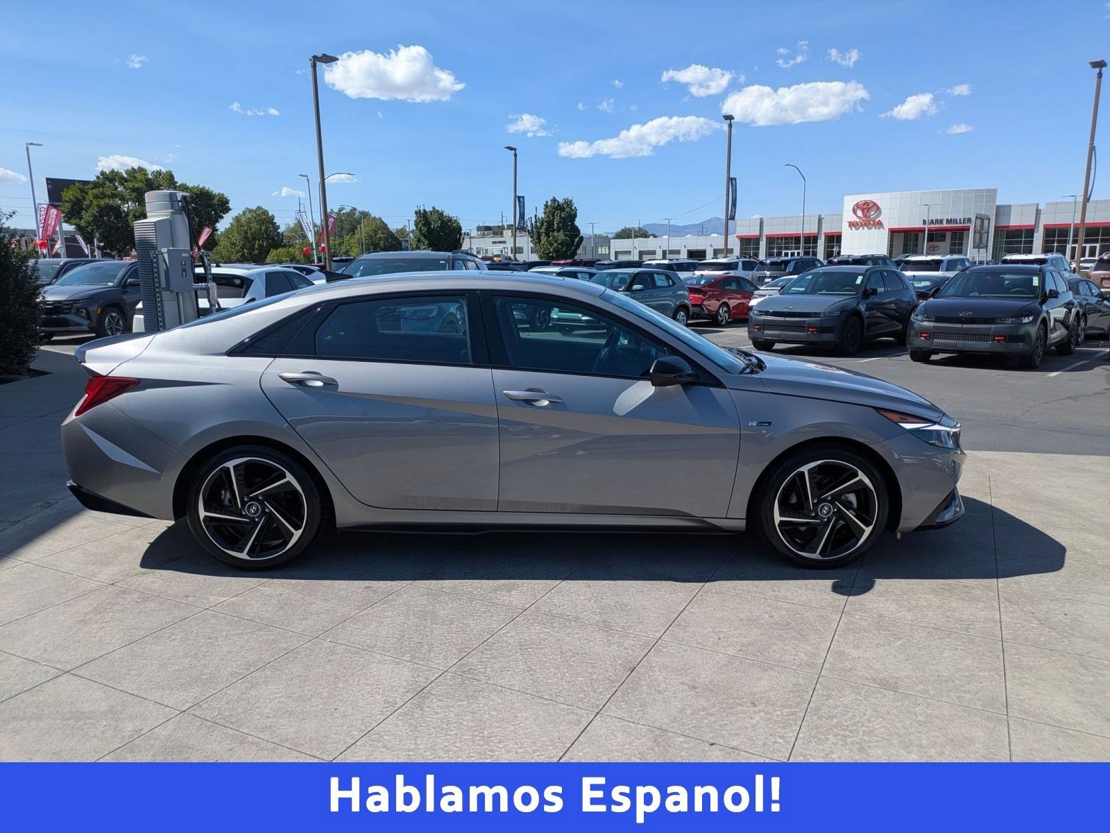 2023 Hyundai Elantra N Line photo 2