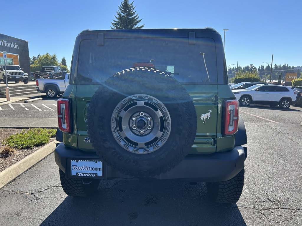 2024 Ford Bronco Outer Banks photo 6