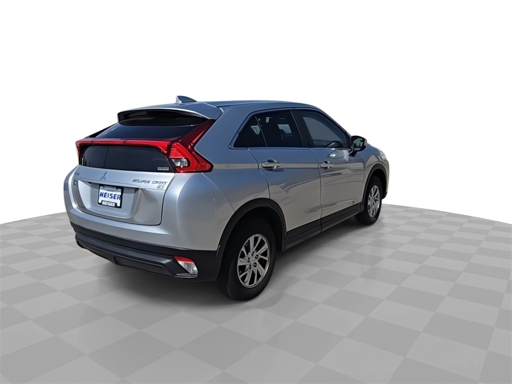 2018 Mitsubishi Eclipse Cross ES photo 8