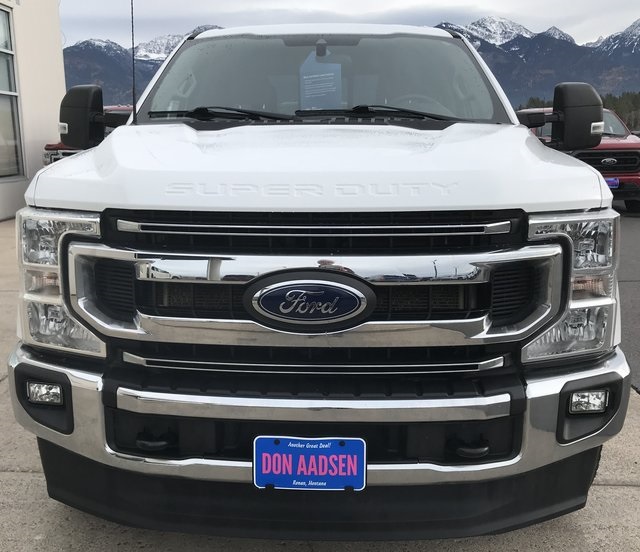 2022 Ford F-350 XLT photo 2