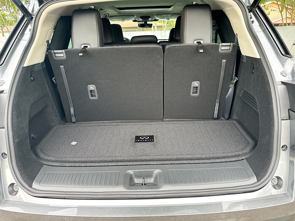 2026 Infiniti QX60 Luxe photo 28