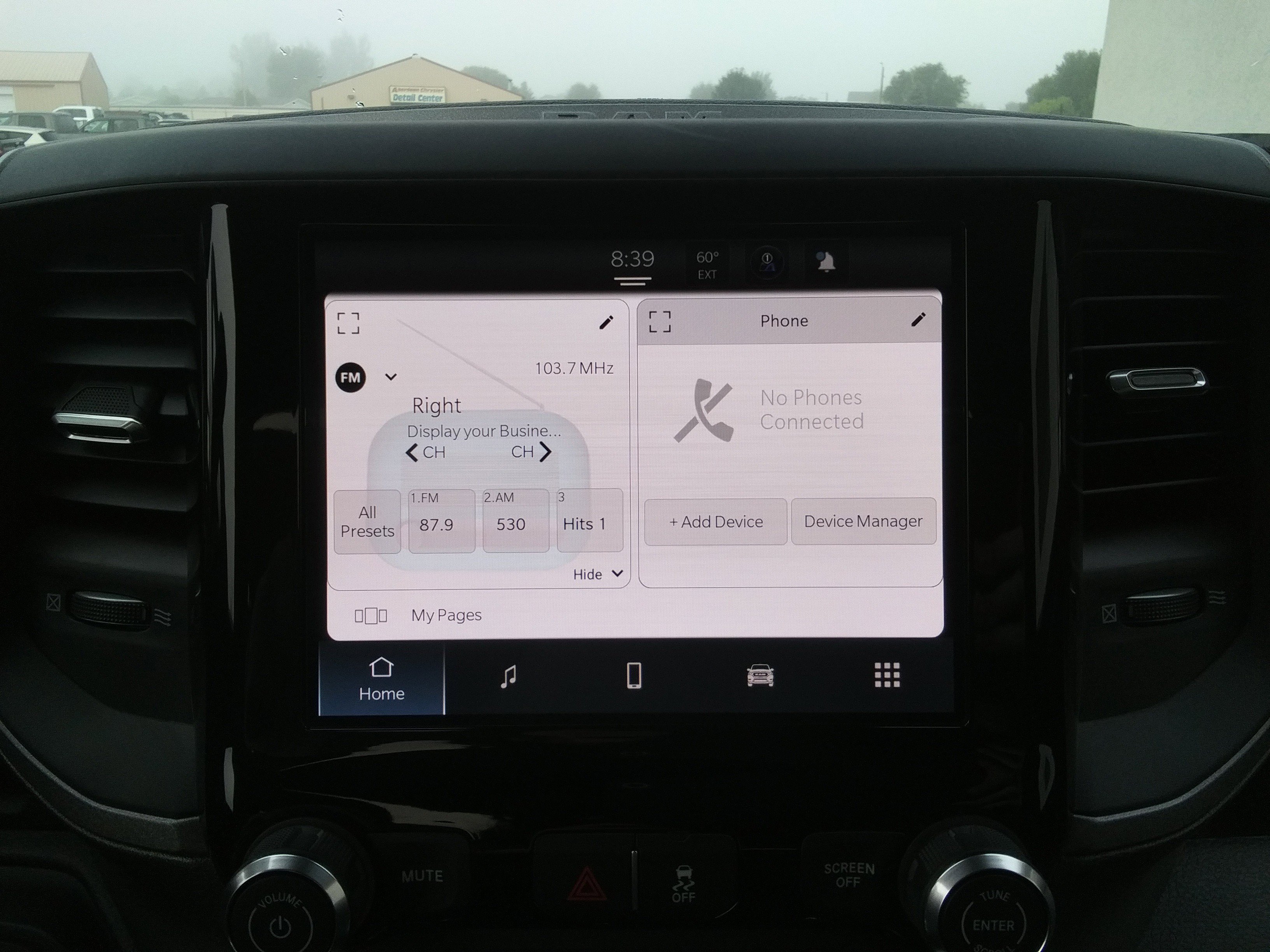 2025 Ram 5500 Tradesman photo 2