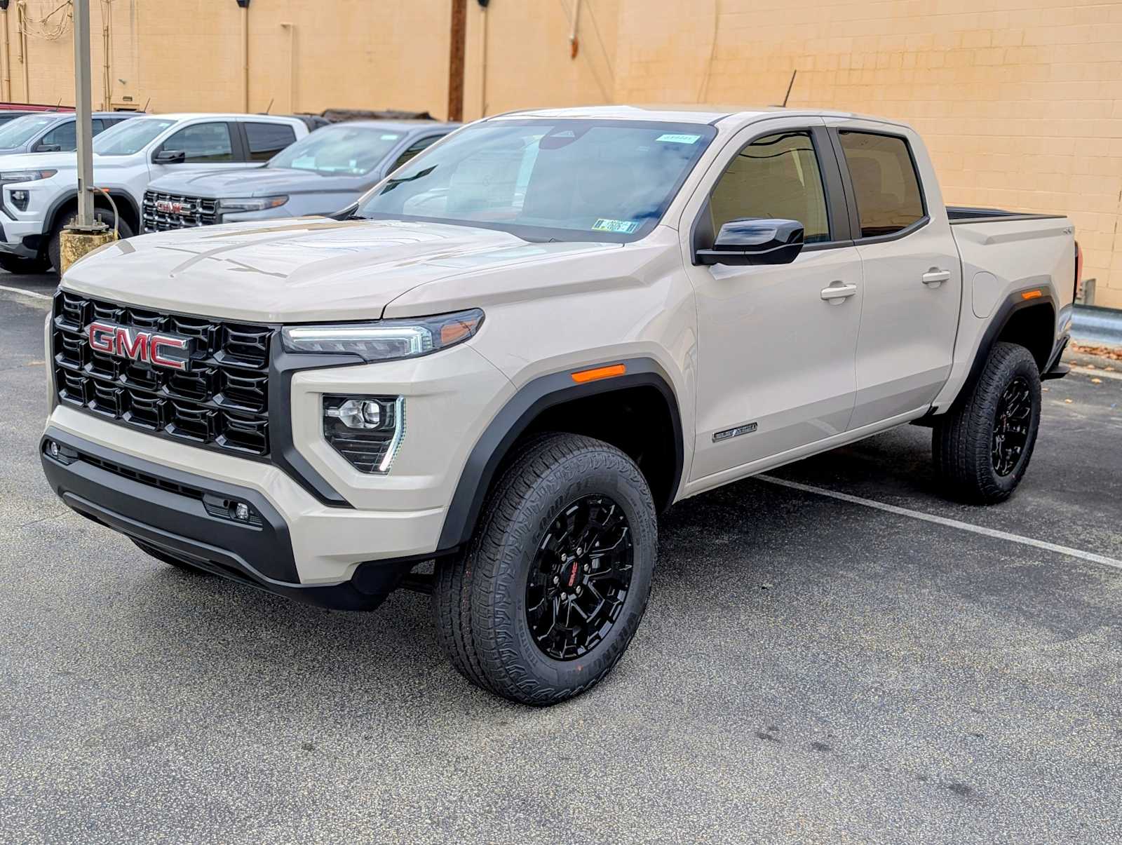 2026 GMC Canyon Elevation's photo