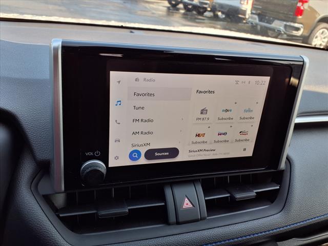 2023 Toyota RAV4 Hybrid SE photo 4