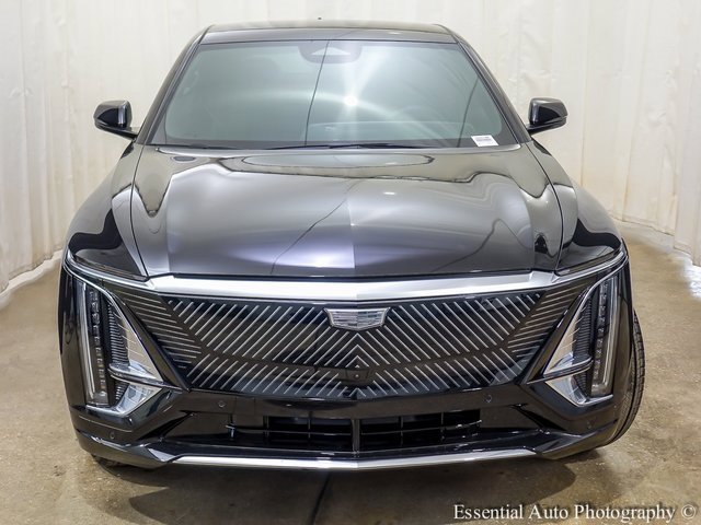 2025 Cadillac Lyriq Luxury photo 4