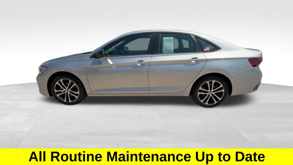2022 Volkswagen Jetta 1.5T Sport photo 2