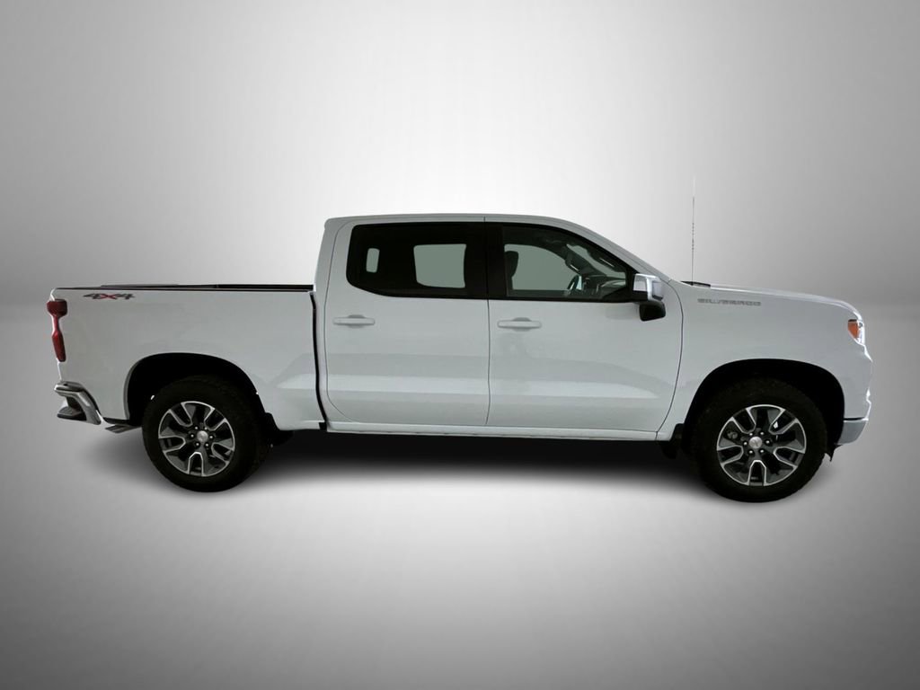 2026 Chevrolet Silverado 1500 LT photo 4