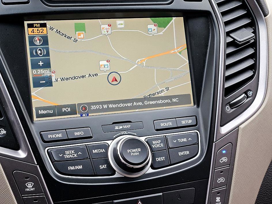 2015 Hyundai Santa Fe Limited photo 19