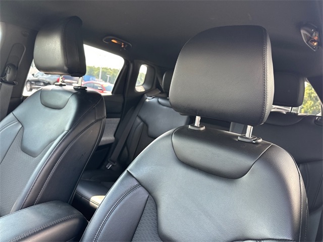 2023 Jeep Compass Latitude photo 15
