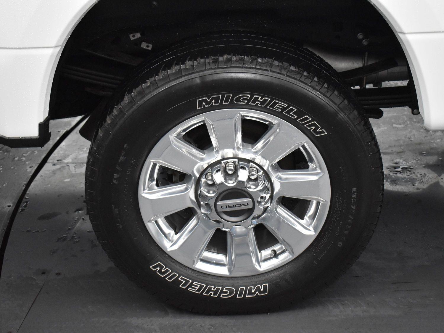 2022 Ford F-250 Platinum photo 31