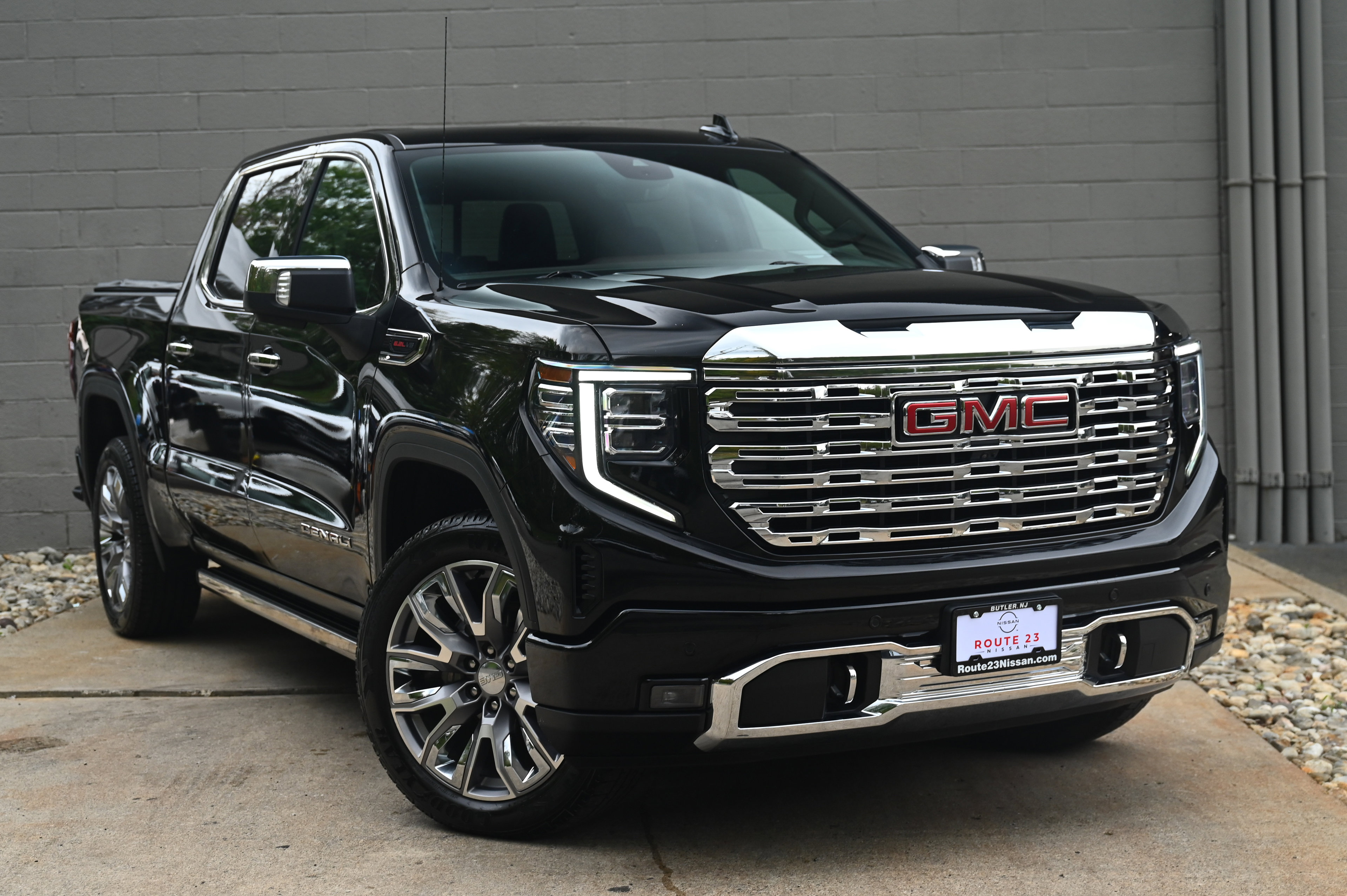 2023 Gmc Sierra 1500 Denali photo 3