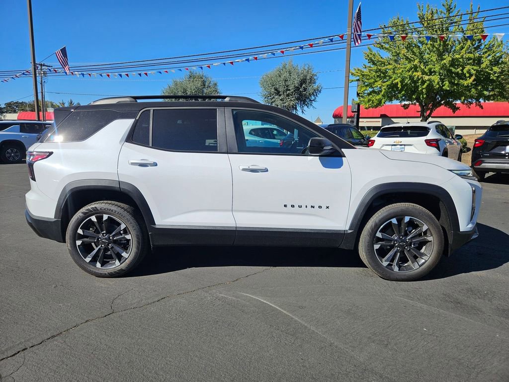 2026 Chevrolet Equinox RS photo 4
