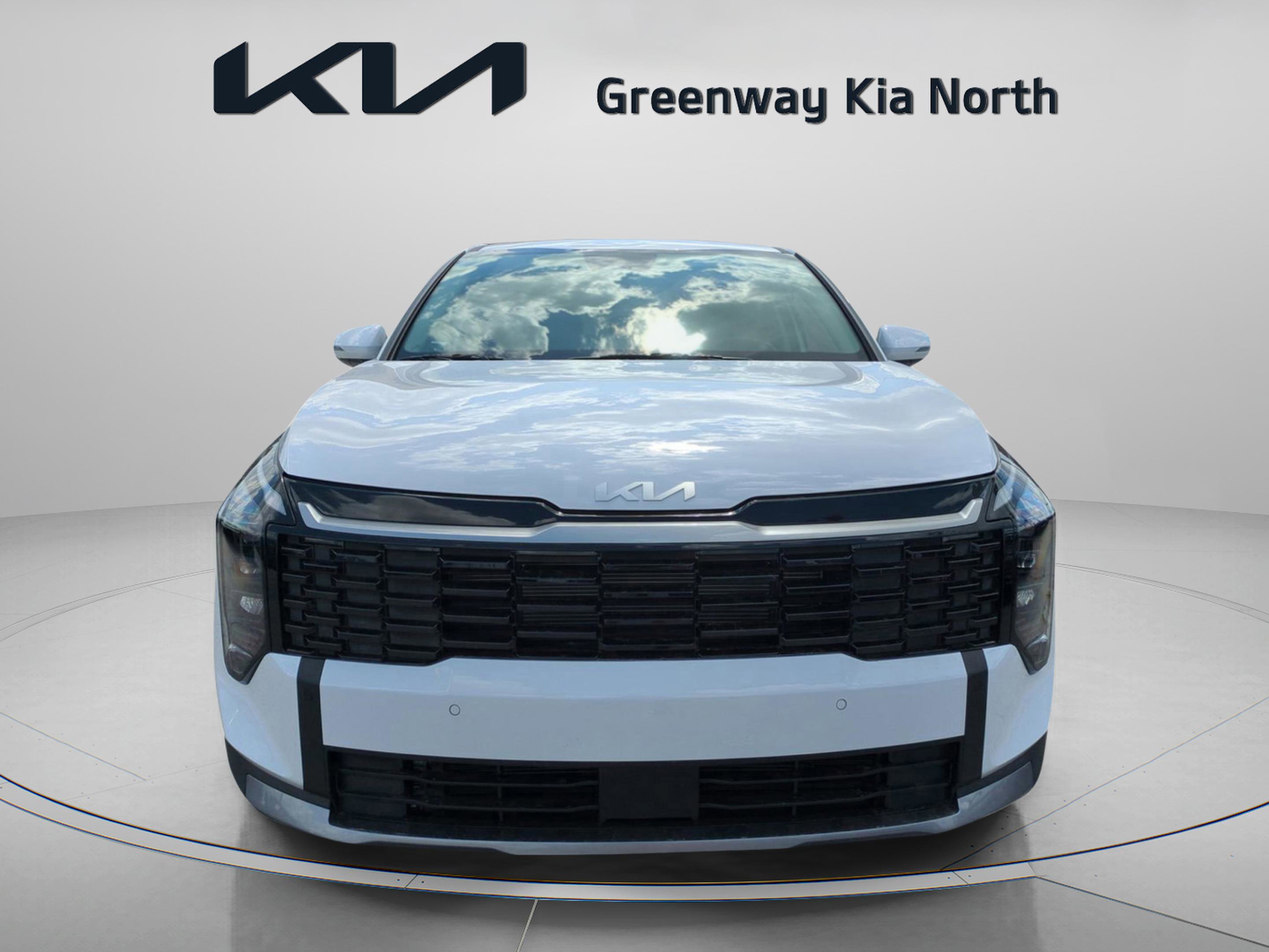 2026 Kia Sportage EX photo 2