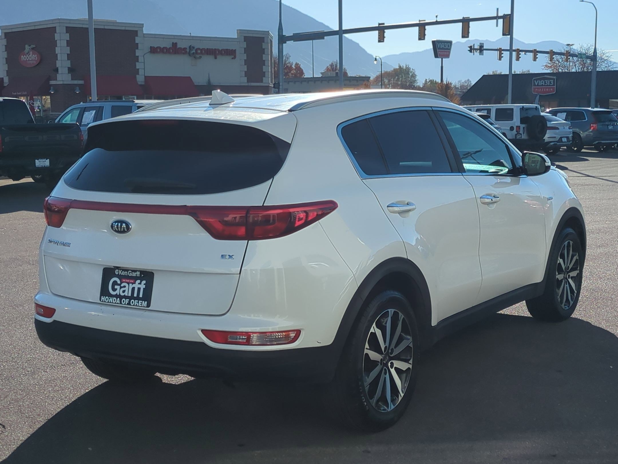 2019 Kia Sportage EX photo 2