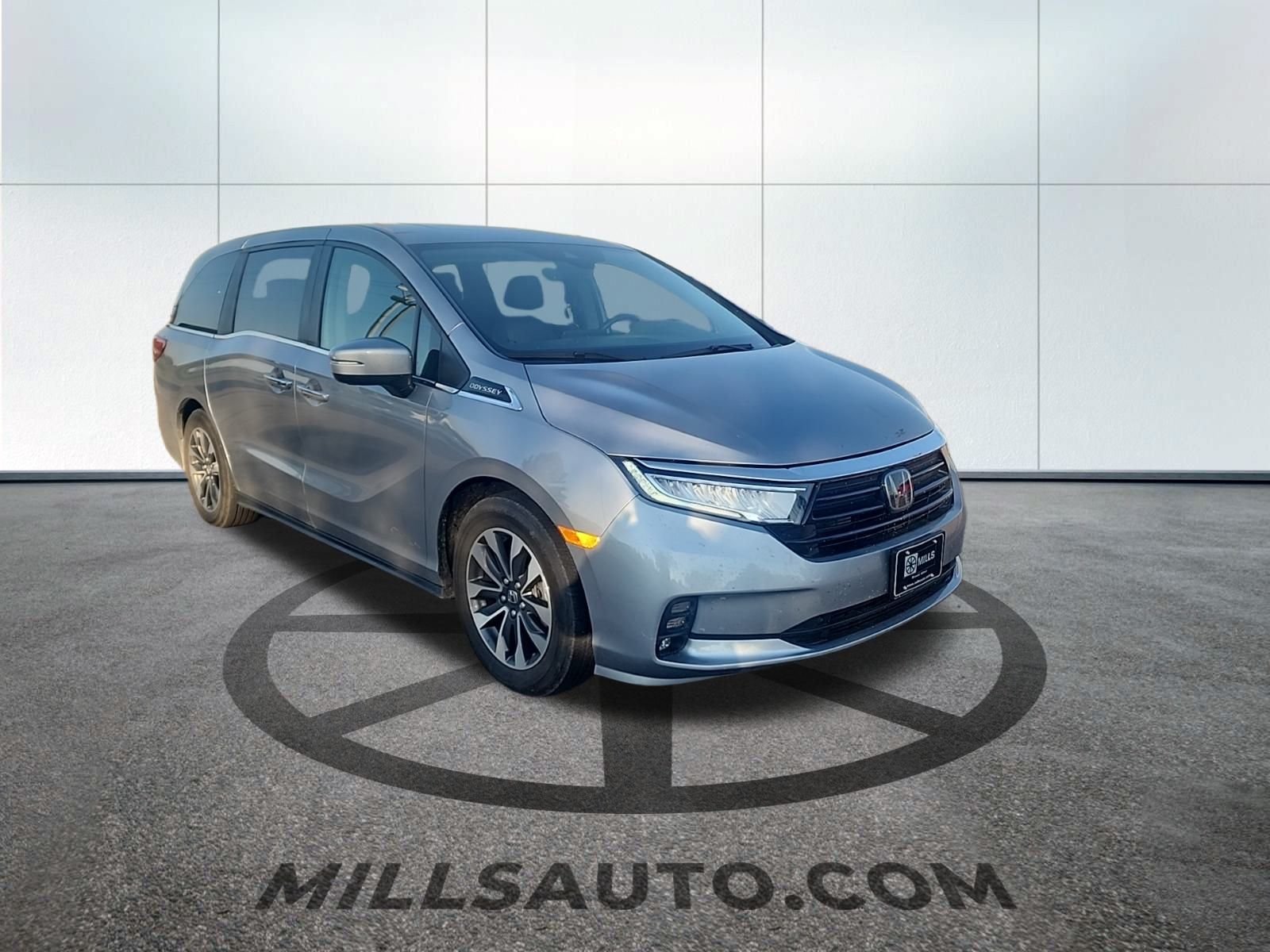 2023 Honda Odyssey EX-L photo 2