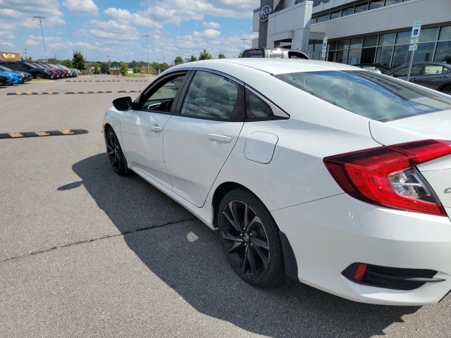 2020 Honda Civic Sport photo 4