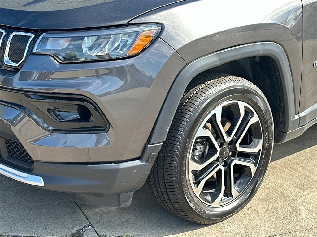 2022 Jeep Compass Limited photo 7