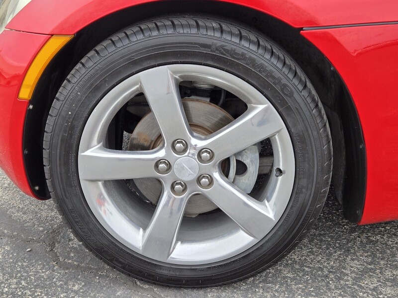 2007 Pontiac Solstice photo 7