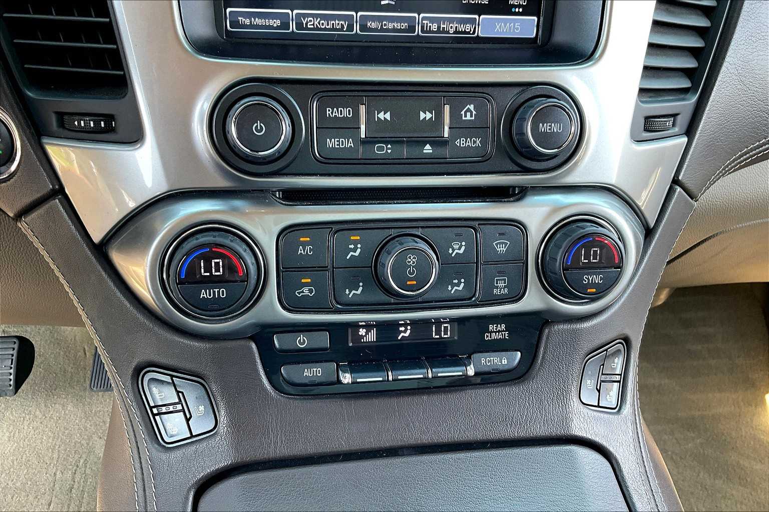 2018 Chevrolet Tahoe Premier photo 32