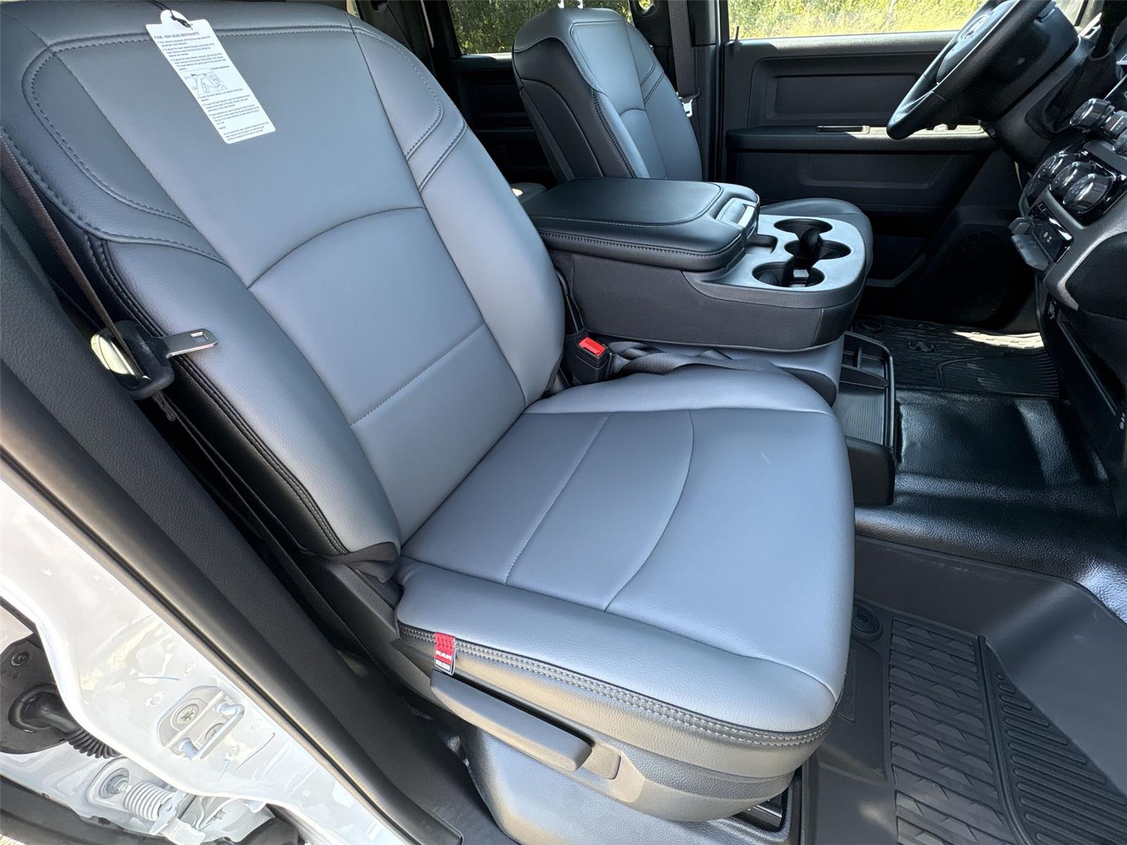 2026 Ram 3500 Tradesman photo 23