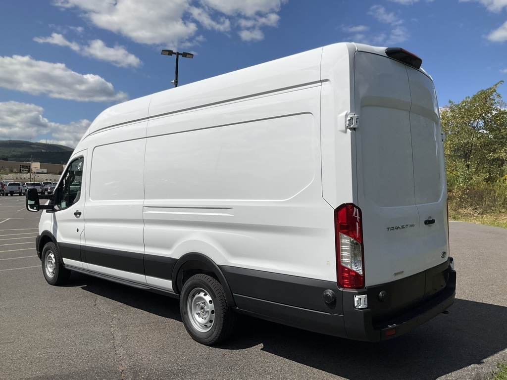 2025 Ford Transit photo 25