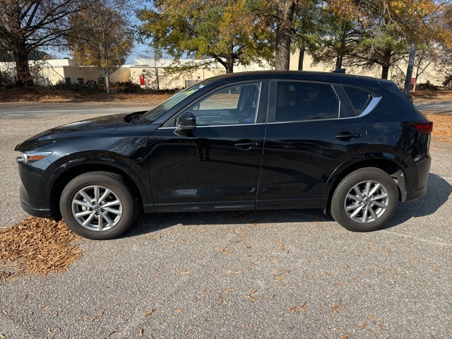 2024 Mazda CX-5 2.5 S Preferred photo 2