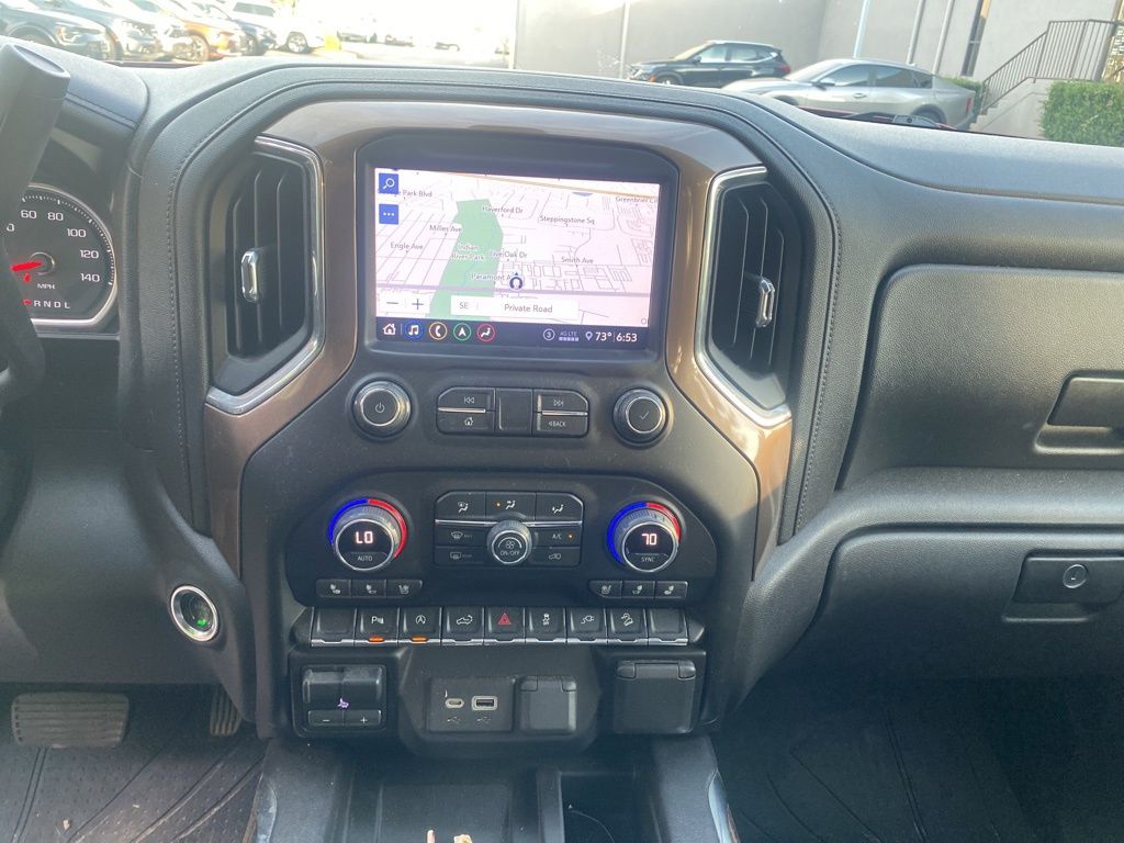 2020 Chevrolet Silverado 1500 High Country photo 12