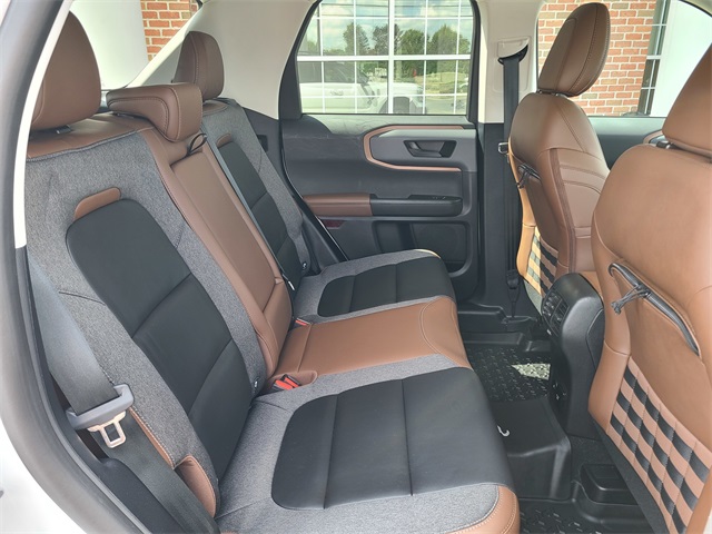2023 Ford Bronco Sport Outer Banks photo 13
