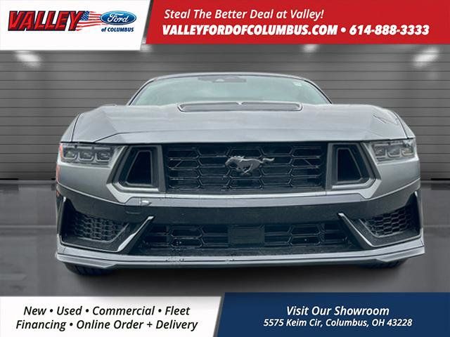 2025 Ford Mustang Dark Horse Premium photo 2