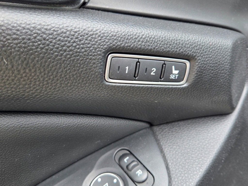 2022 Honda Accord EX-L photo 18
