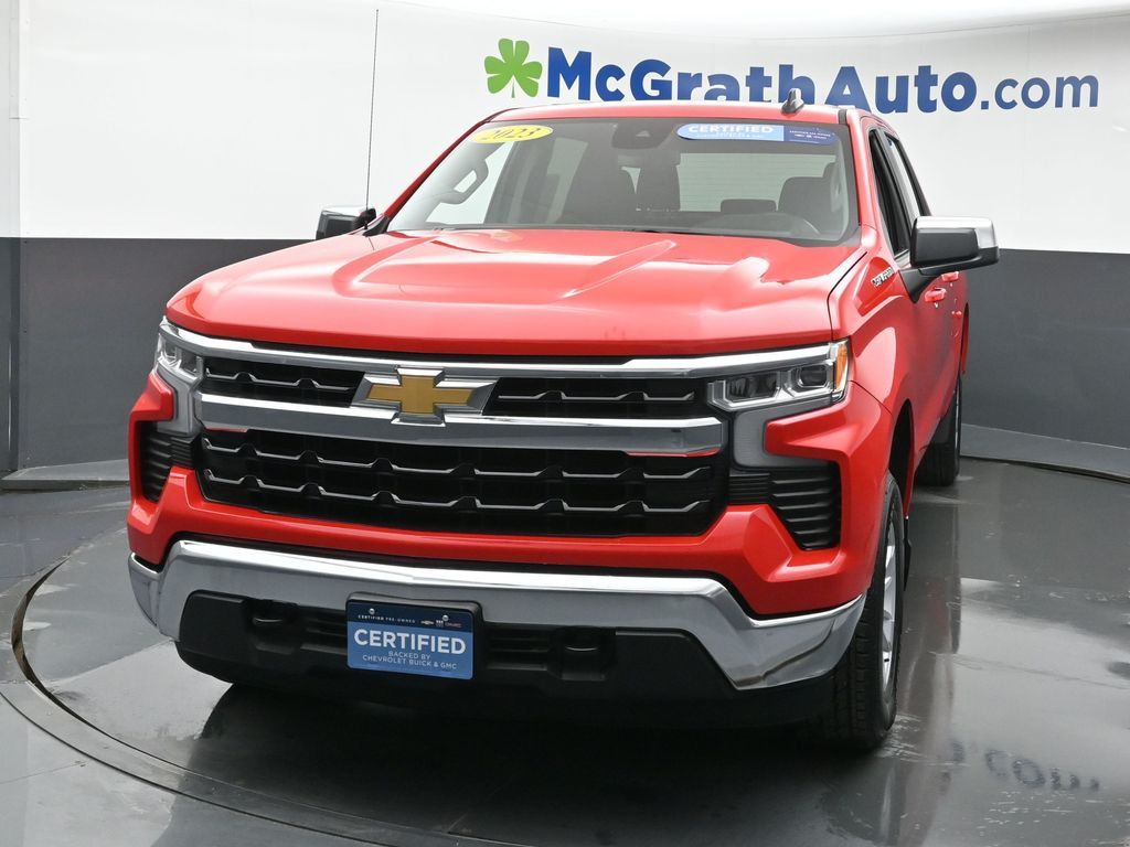 2023 Chevrolet Silverado 1500 LT photo 3